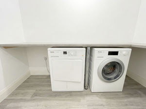 James House- click for photo gallery